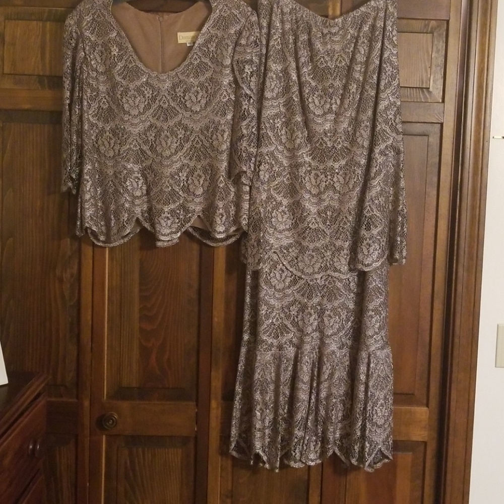 2 Piece mother of the bride top and skirt
